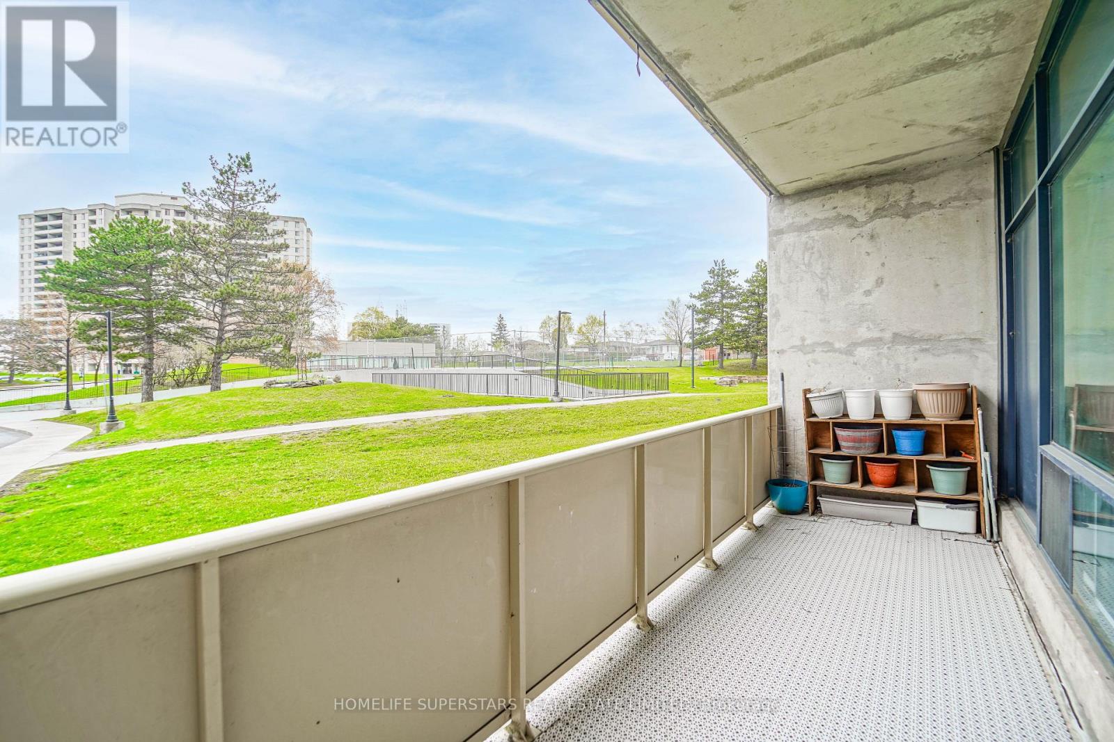 #110 5 SAN ROMANO WAY - 25
