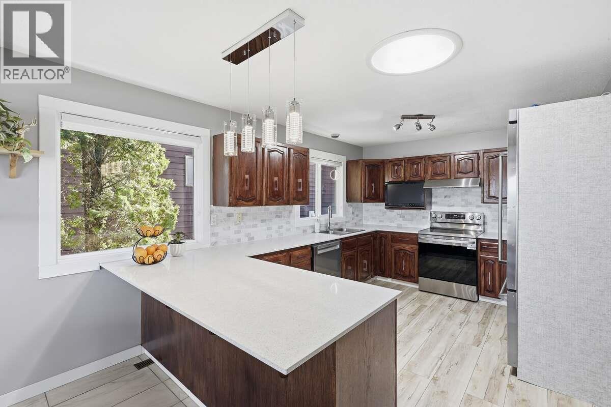 420 Gleneagles Drive - 11