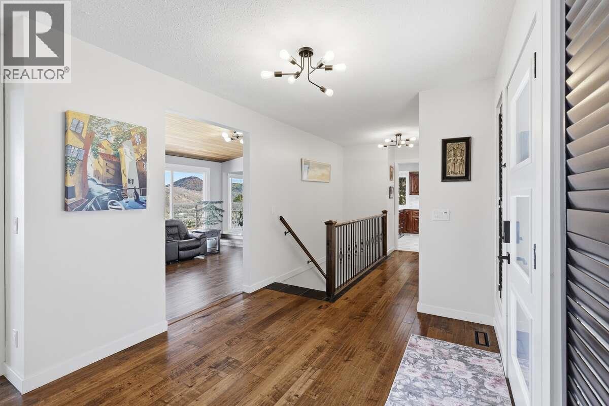 420 Gleneagles Drive - Image 3