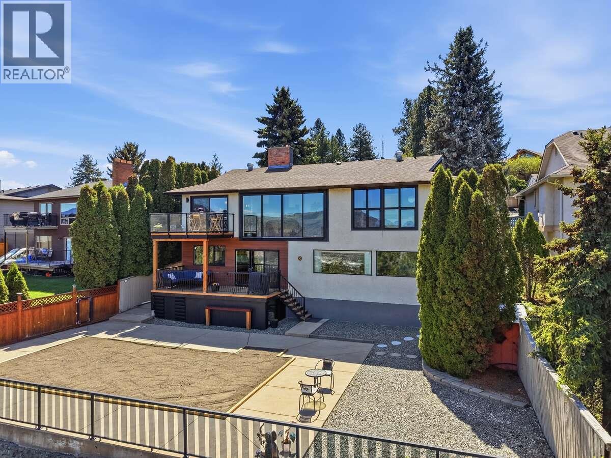 420 Gleneagles Drive - 44