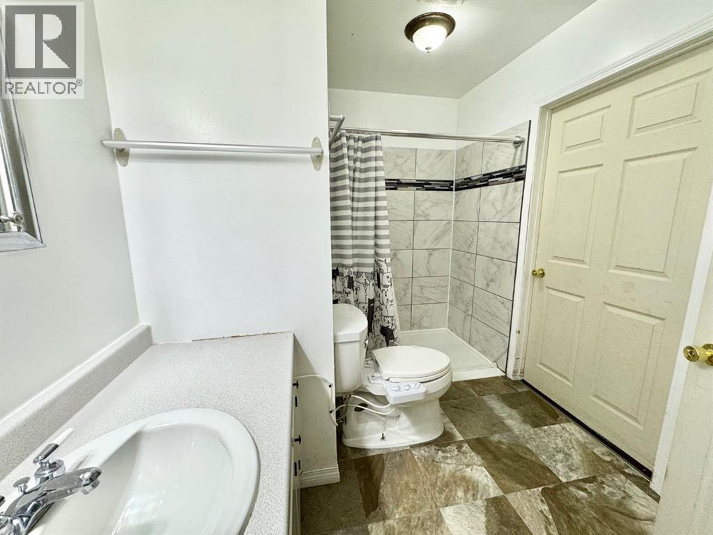 611 4 Avenue - 13