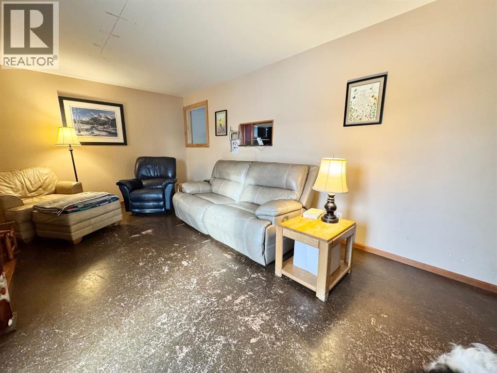 611 4 Avenue - 19