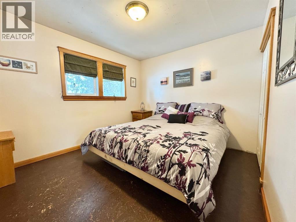 611 4 Avenue - 9