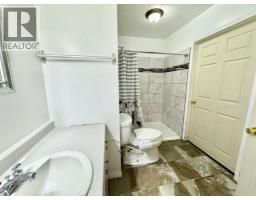 611 4 Avenue, Fox Creek, AB T0H1P0 Photo 19