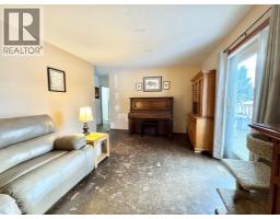 611 4 Avenue, Fox Creek, AB T0H1P0 Photo 15
