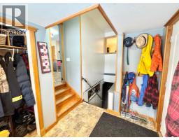 611 4 Avenue, Fox Creek, AB T0H1P0 Photo 11