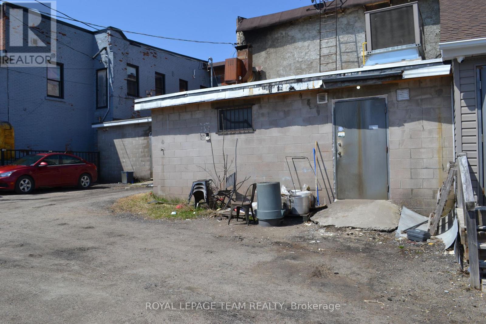 Retail for Sale in Arnprior – 129 JOHN STREET N, Arnprior – MLS# X13112860 - Image 29