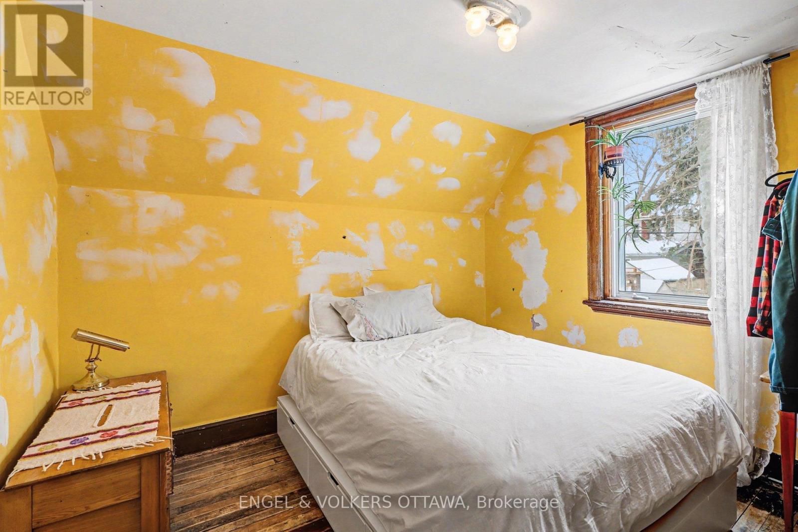 86 PINHEY STREET - 15