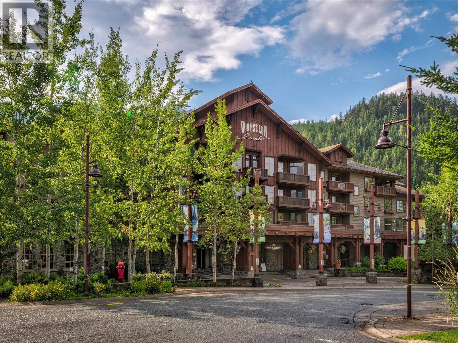 215C 2036 LONDON LANE, Whistler