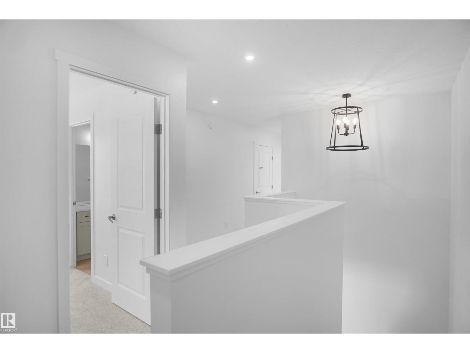 19443 22 AV NW, Edmonton