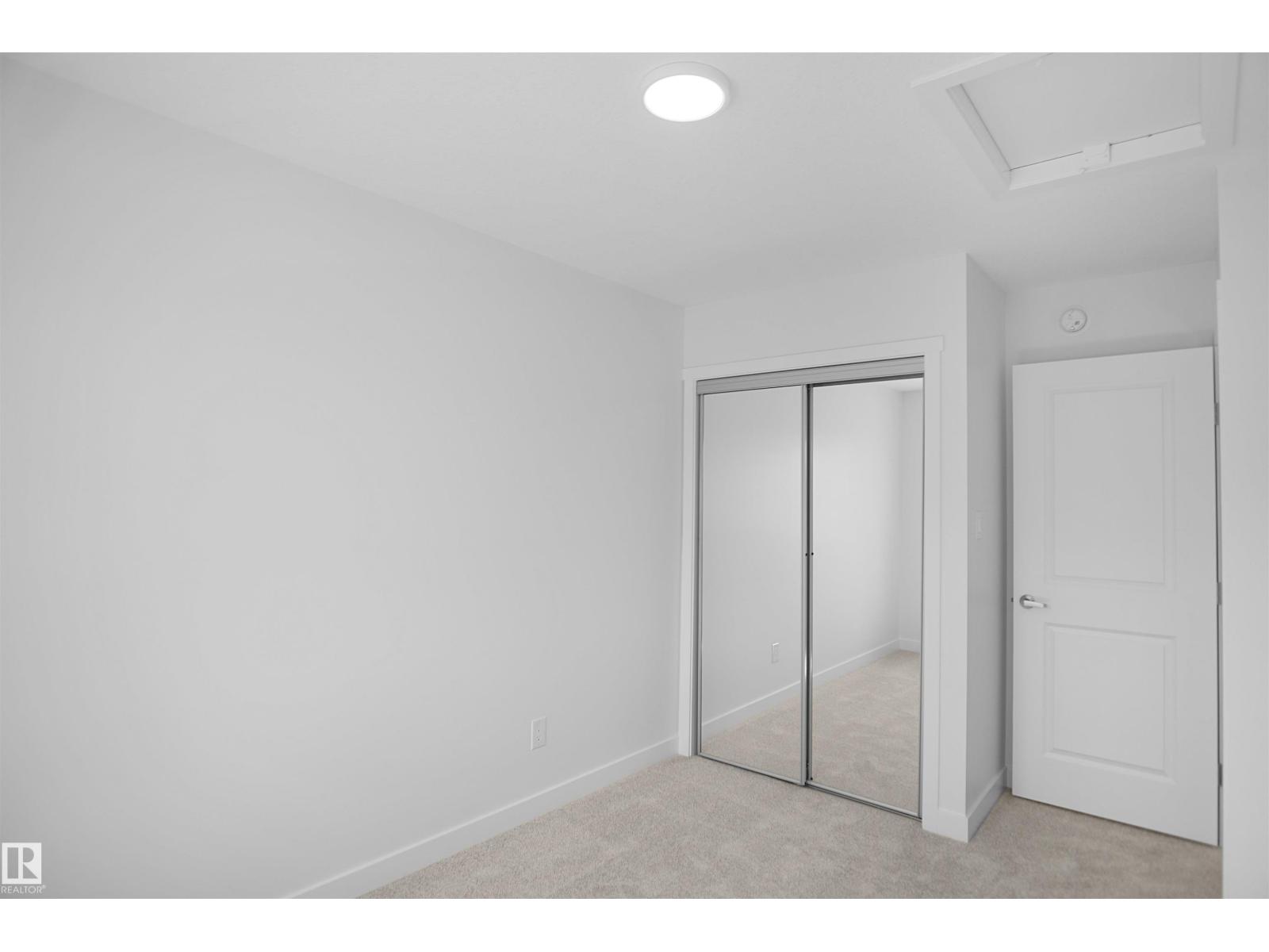 19443 22 AV NW, Edmonton