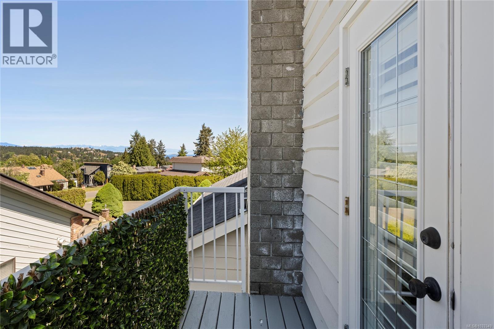 221 Blairgowrie Pl - 41