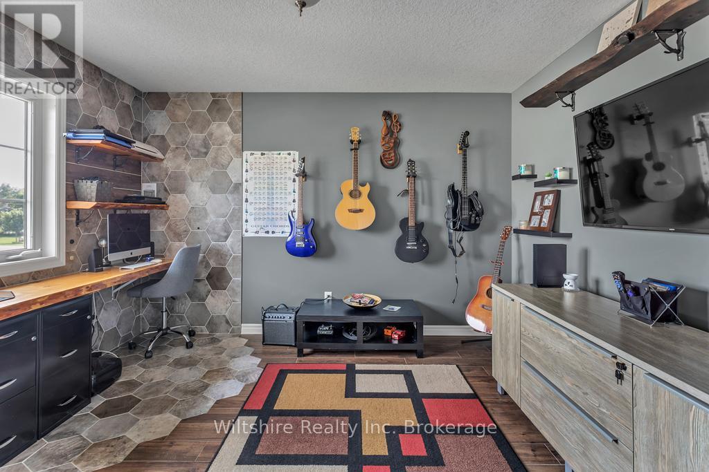 335 TALBOT STREET - 20