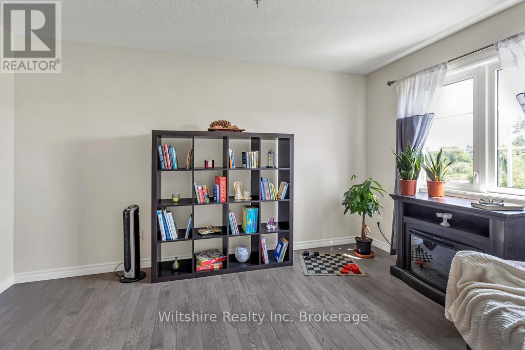 335 TALBOT STREET - 22