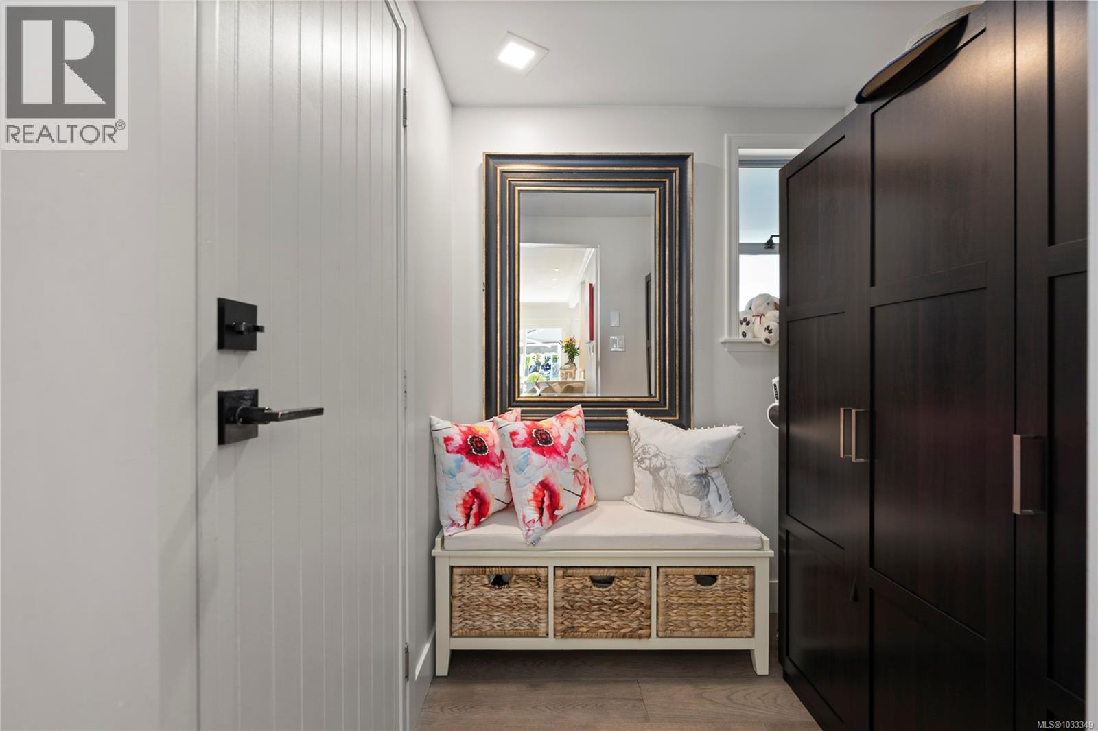 221 Blairgowrie Pl - 39