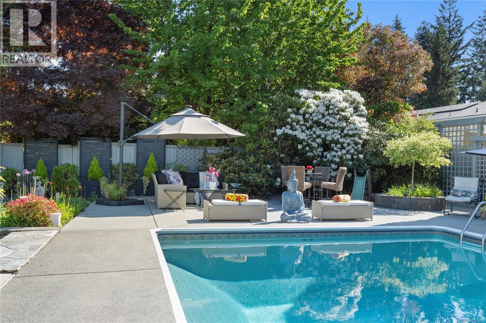 221 Blairgowrie Pl - 54