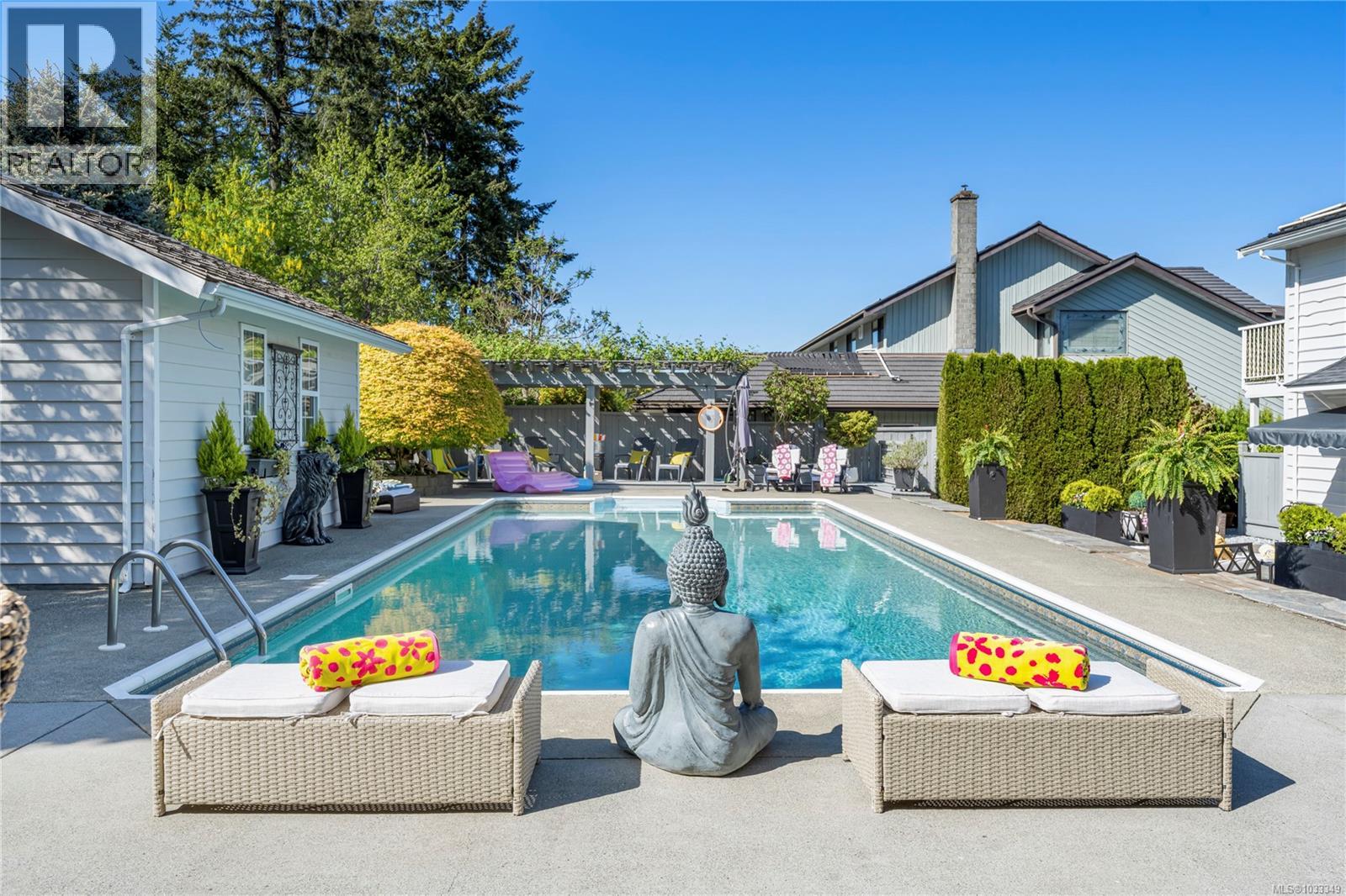 221 Blairgowrie Pl - 55
