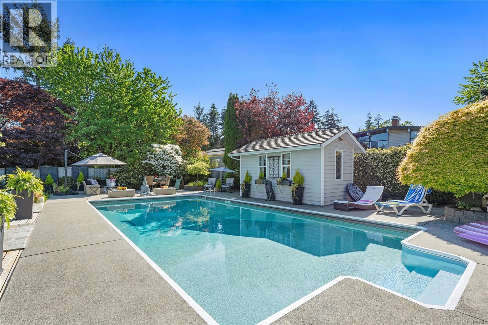 221 Blairgowrie Pl - 52