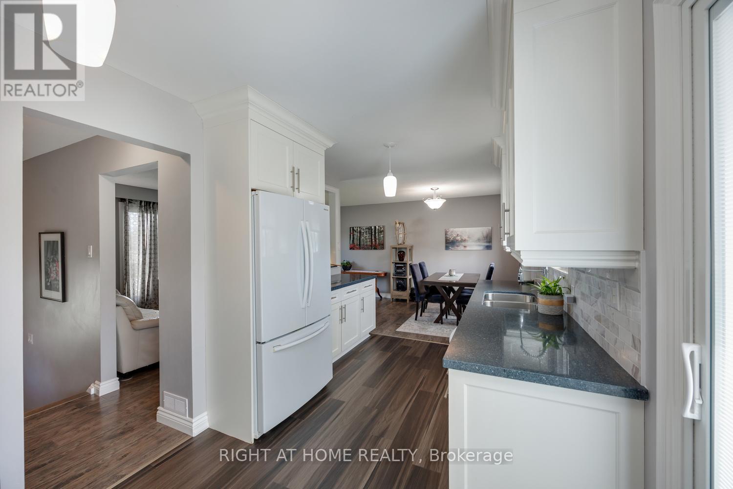 17 CRESTVIEW AVENUE - 18