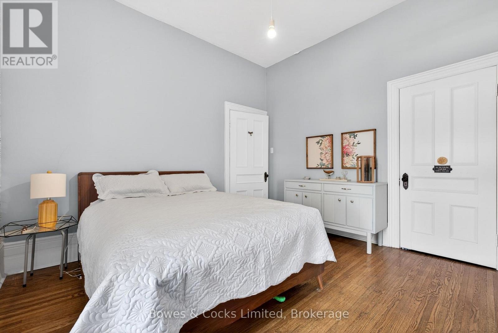 82 QUEEN STREET - 23