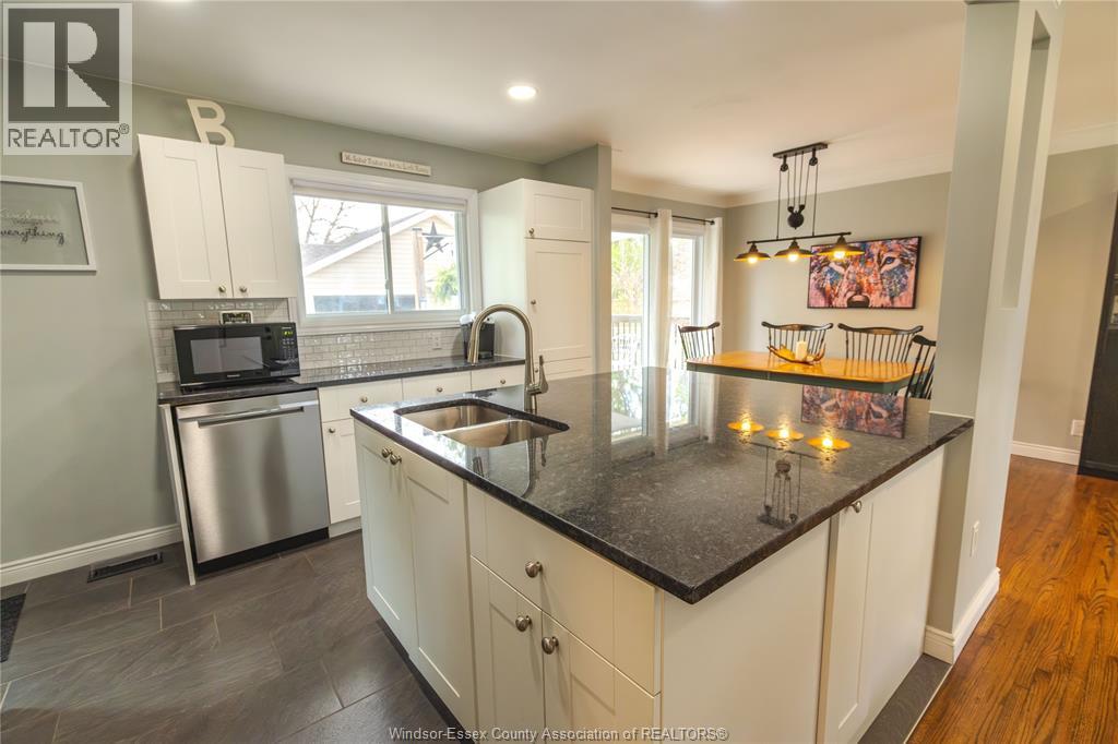1649 ST. GABRIEL - 9