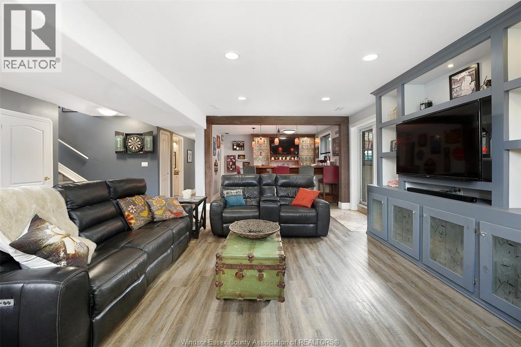 1 KINGSBRIDGE, Amherstburg, Ontario, N9V4A4 — Photo 18