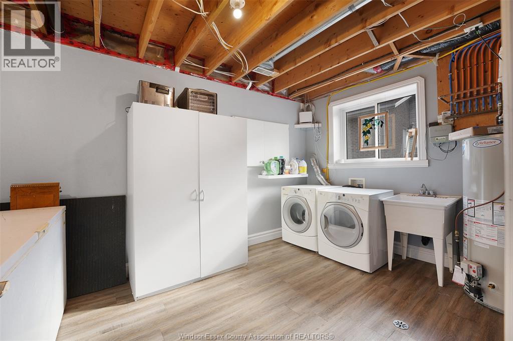 1 KINGSBRIDGE, Amherstburg, Ontario, N9V4A4 — Photo 42