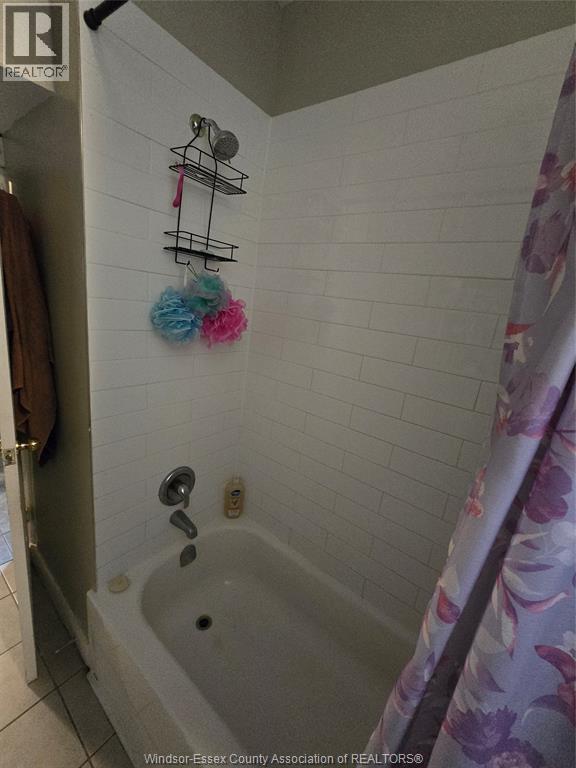 2296 CHANDLER Unit# 2, Windsor, Ontario, N8W4A4 — Photo 12