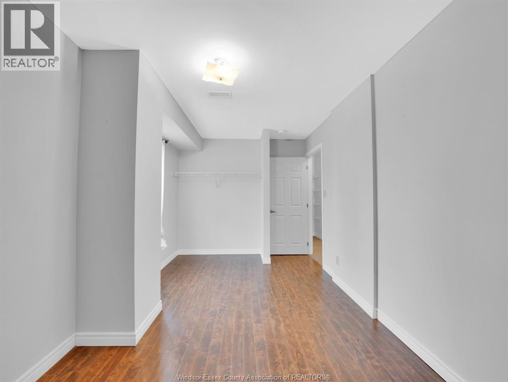 2929 Donnelly, Windsor, Ontario, N9C1L9 — Photo 32