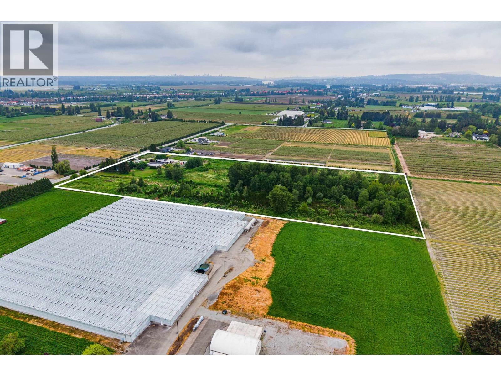 19449 OLD DEWDNEY TRUNK ROAD, Pitt Meadows