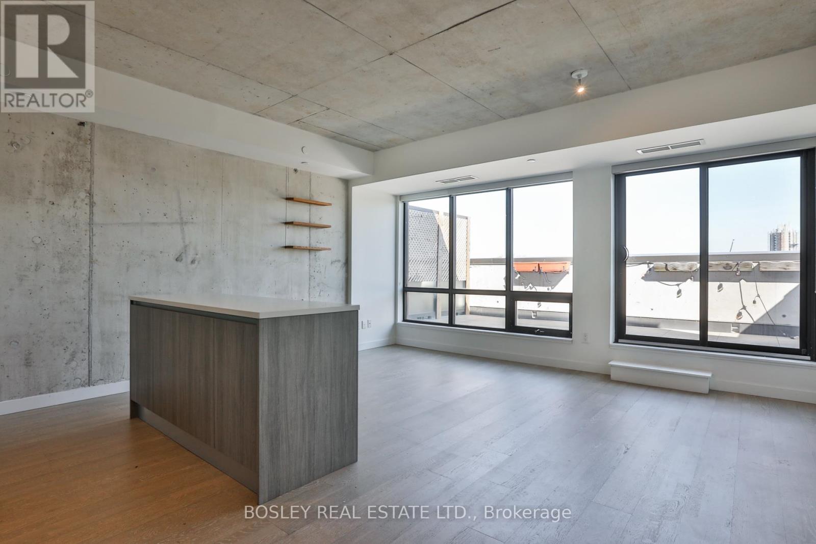 #PH 714 246 LOGAN AVENUE - 4