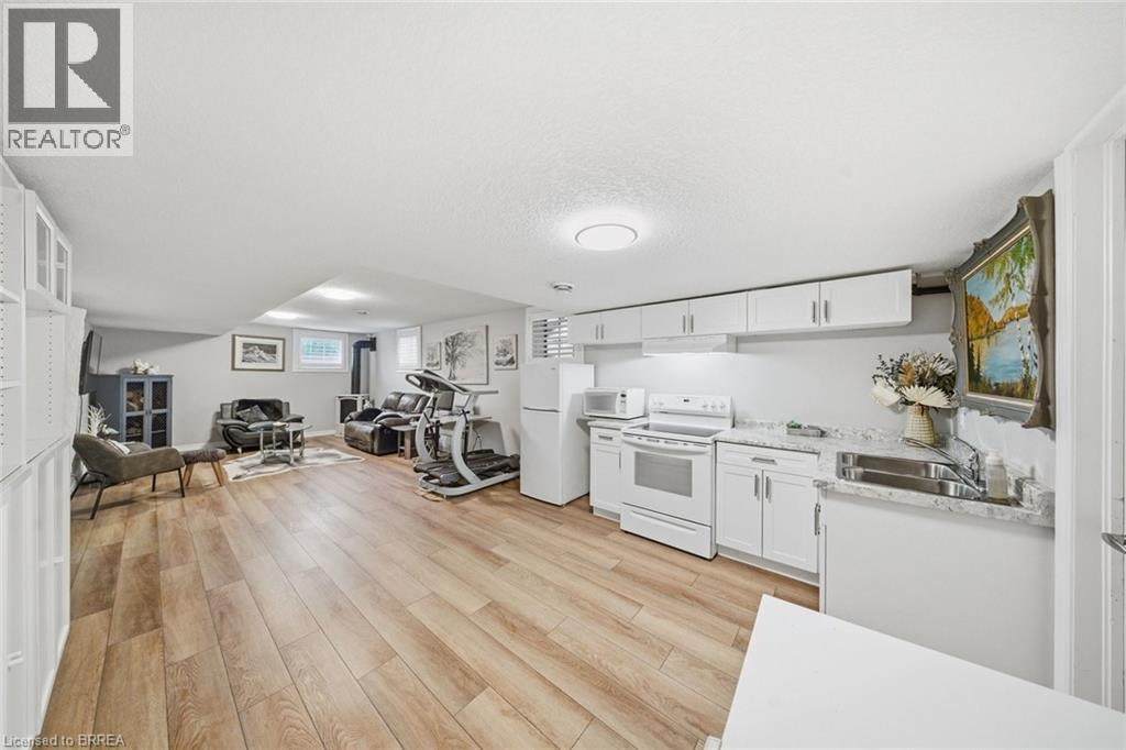 28 TALBOT Street, Scotland, Ontario, N0E1R0 — Photo 2