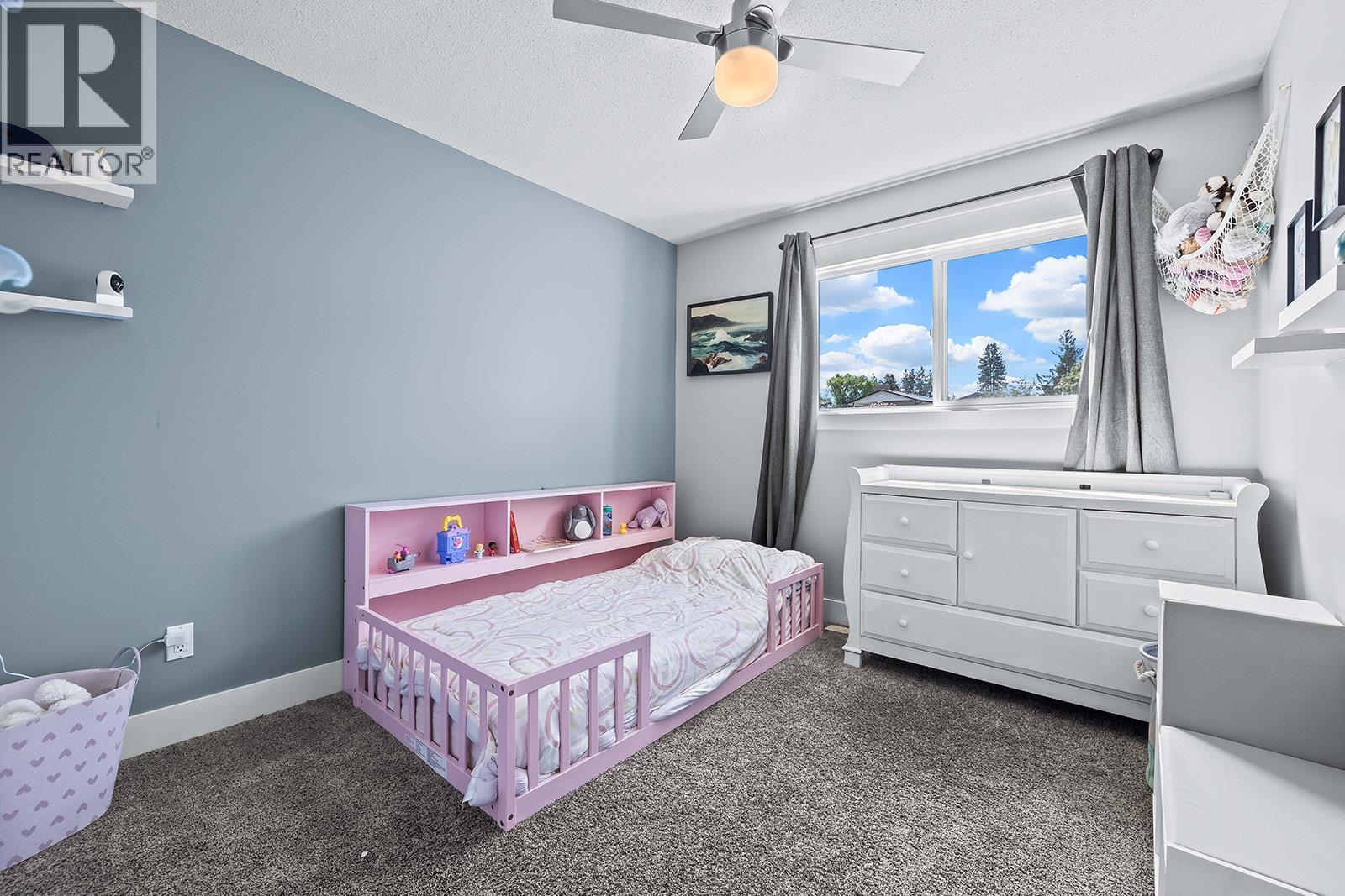 10694 Bonnie Drive, Lake Country