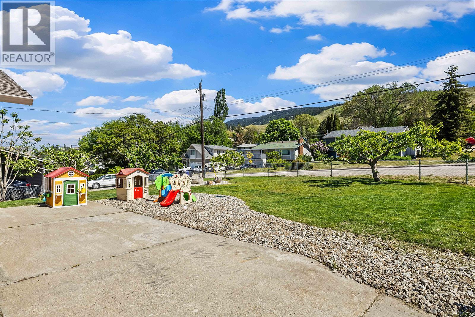 10694 Bonnie Drive, Lake Country