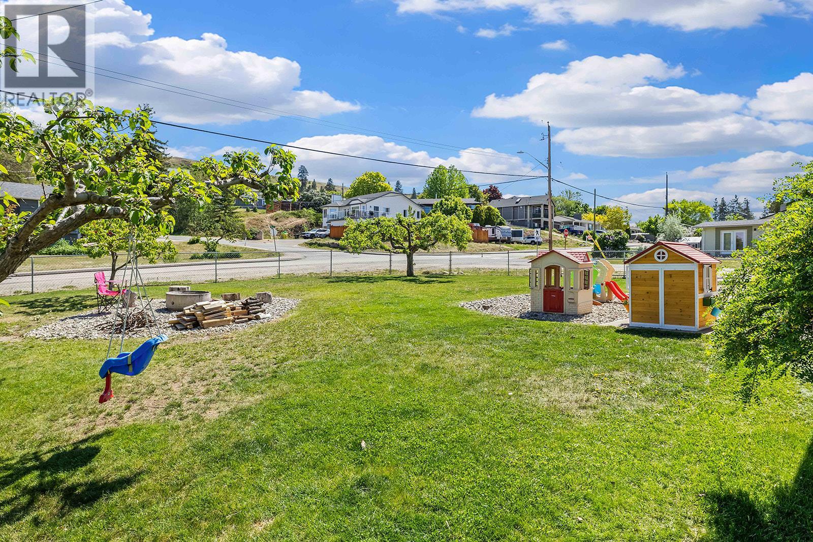 10694 Bonnie Drive, Lake Country