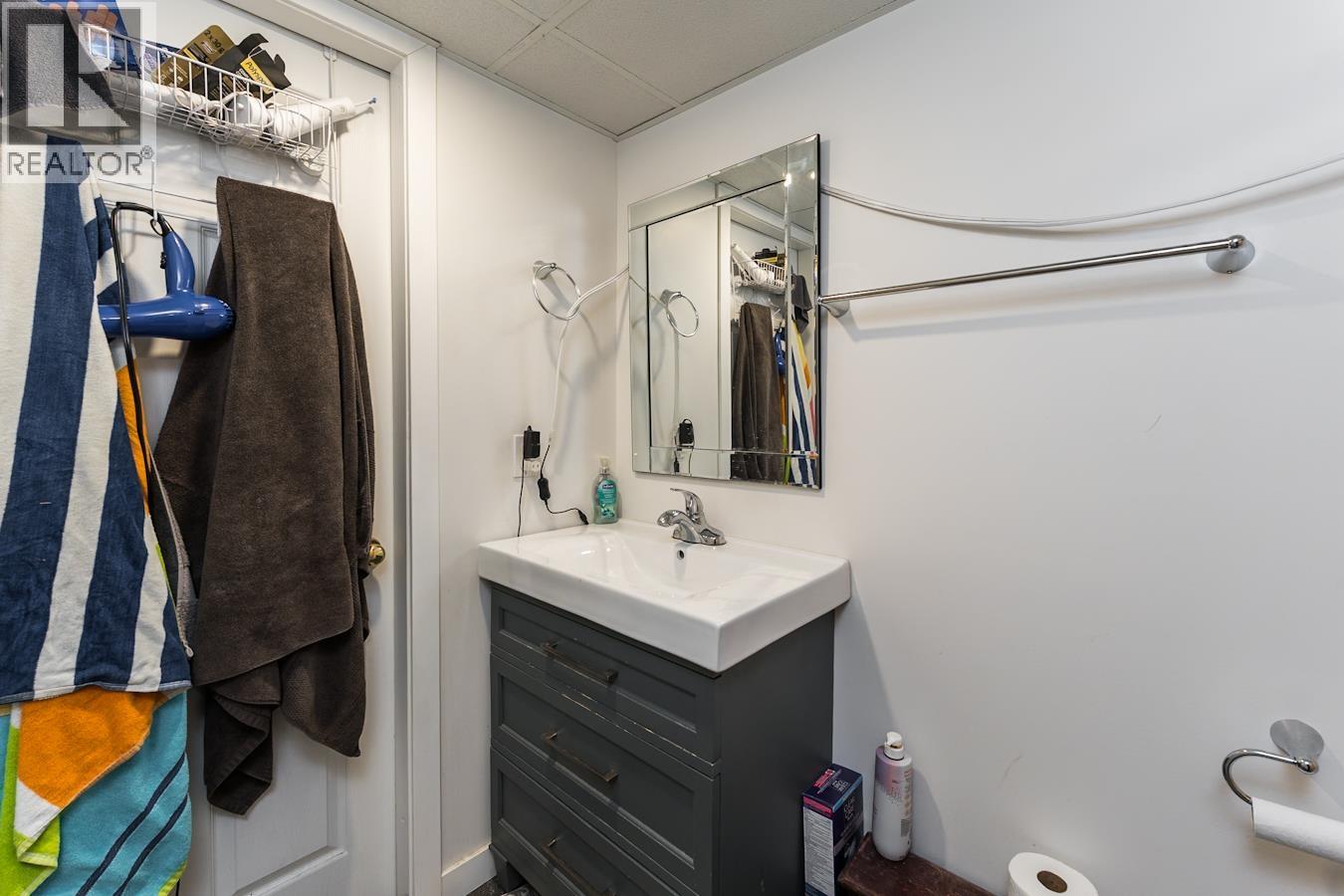 2020 ROSS CRESCENT - 22