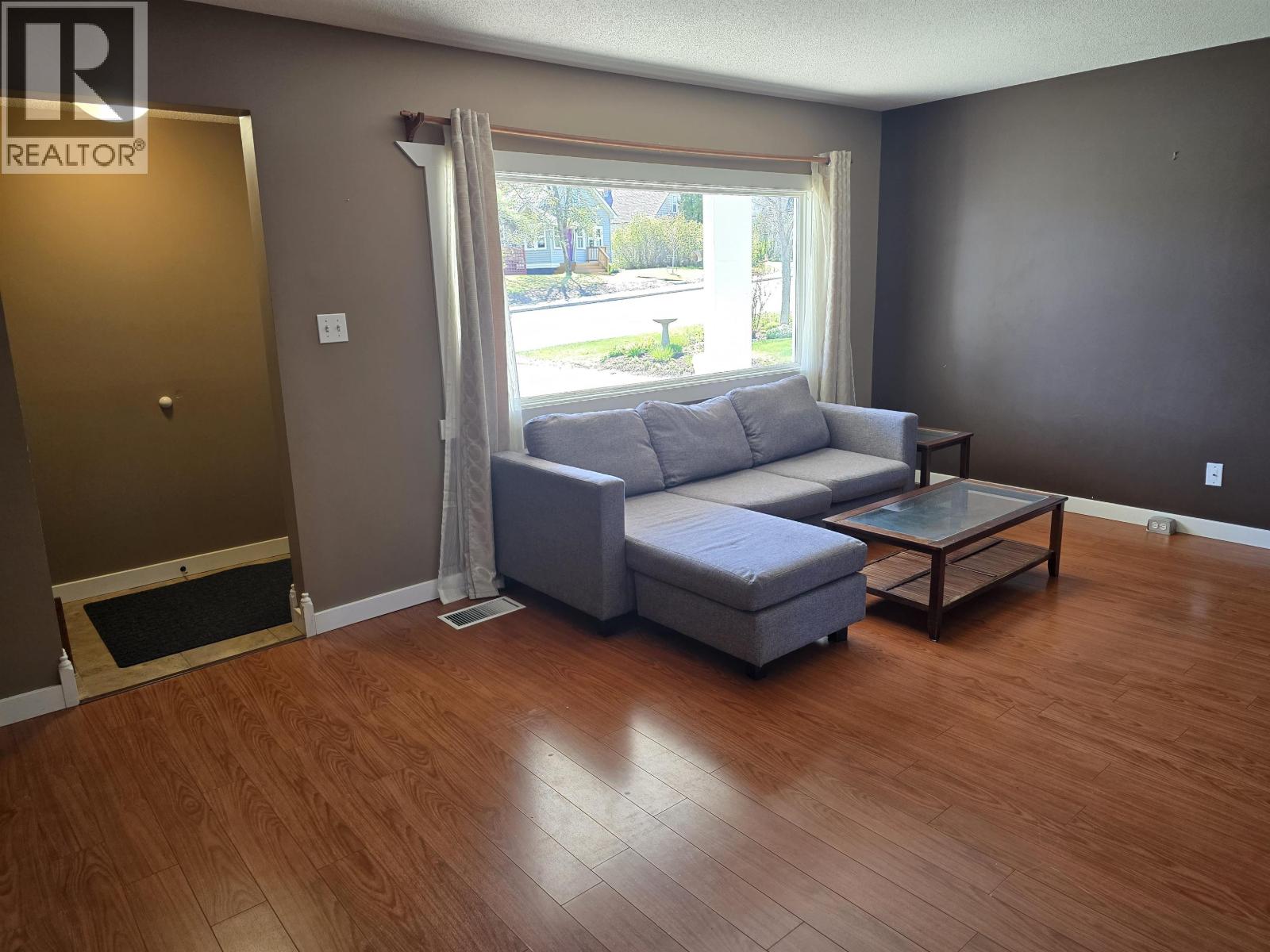 2020 ROSS CRESCENT - 5