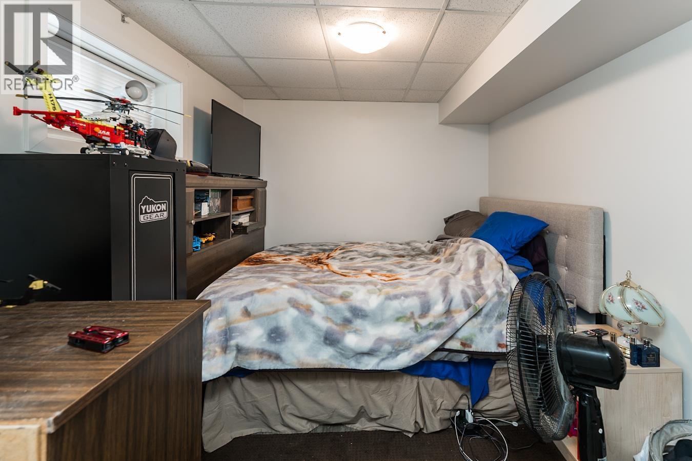 2020 ROSS CRESCENT - 23