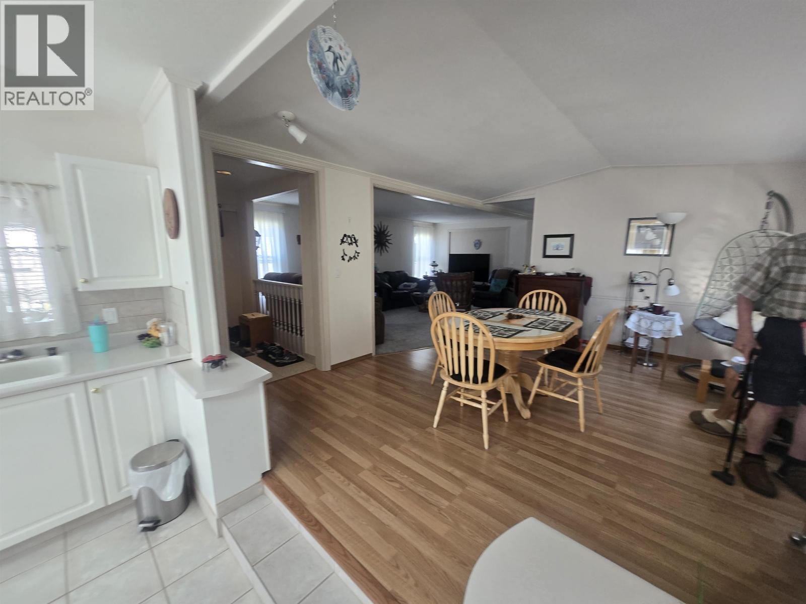 #32 2682 RICHARDSON ROAD - 16