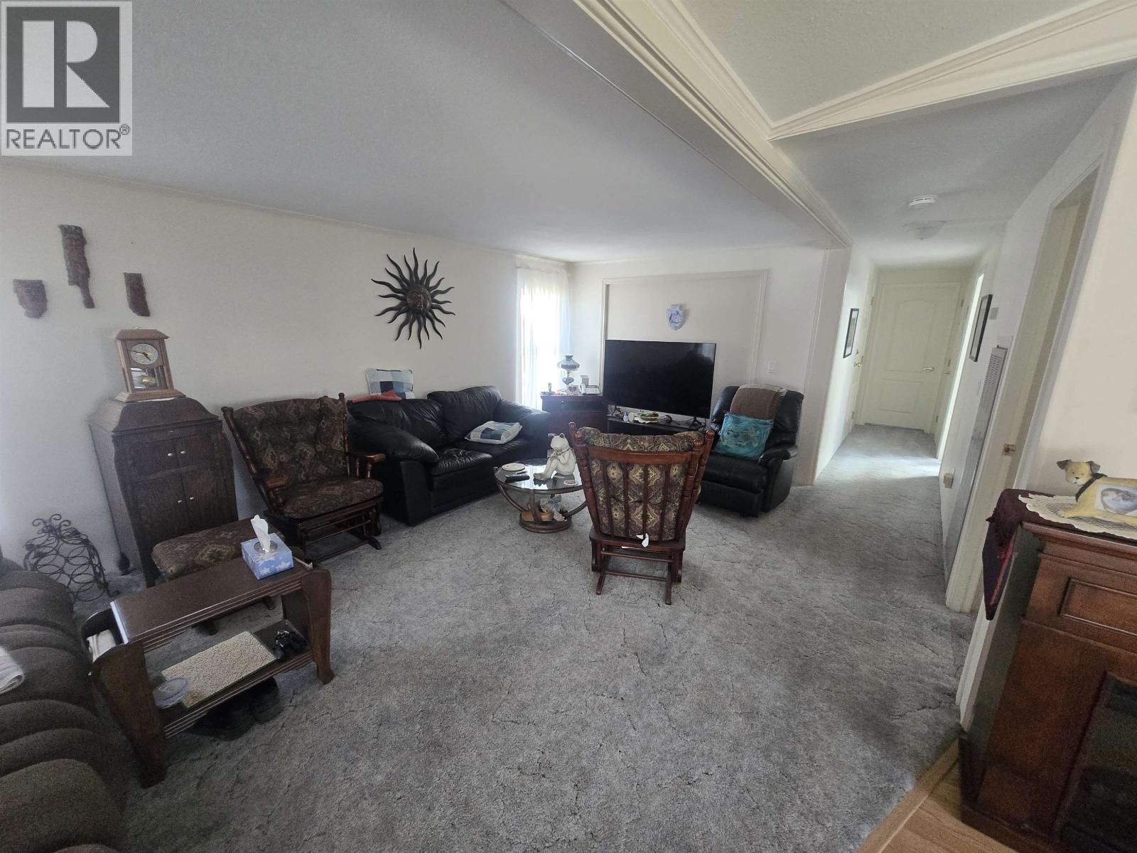 #32 2682 RICHARDSON ROAD - 18