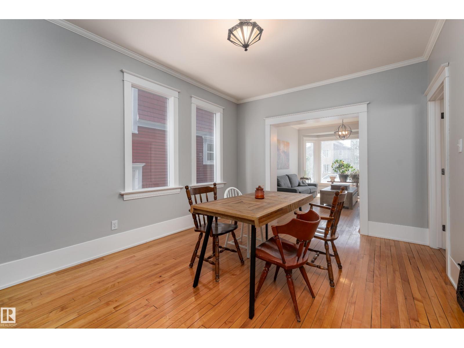 10956 81 AV NW - 10