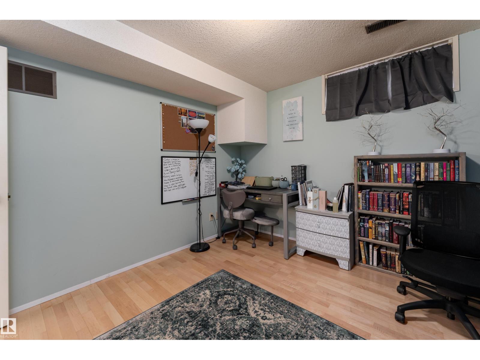 10956 81 AV NW - 43