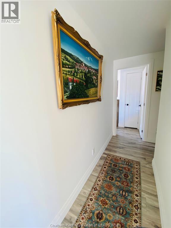 21023 Charing Cross ROAD - Image 9