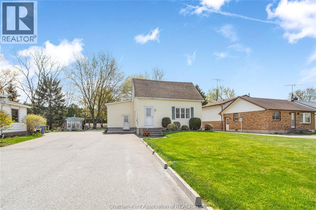 848 GRAND AVENUE East, Chatham, Ontario, N7M0P8 — Photo 10