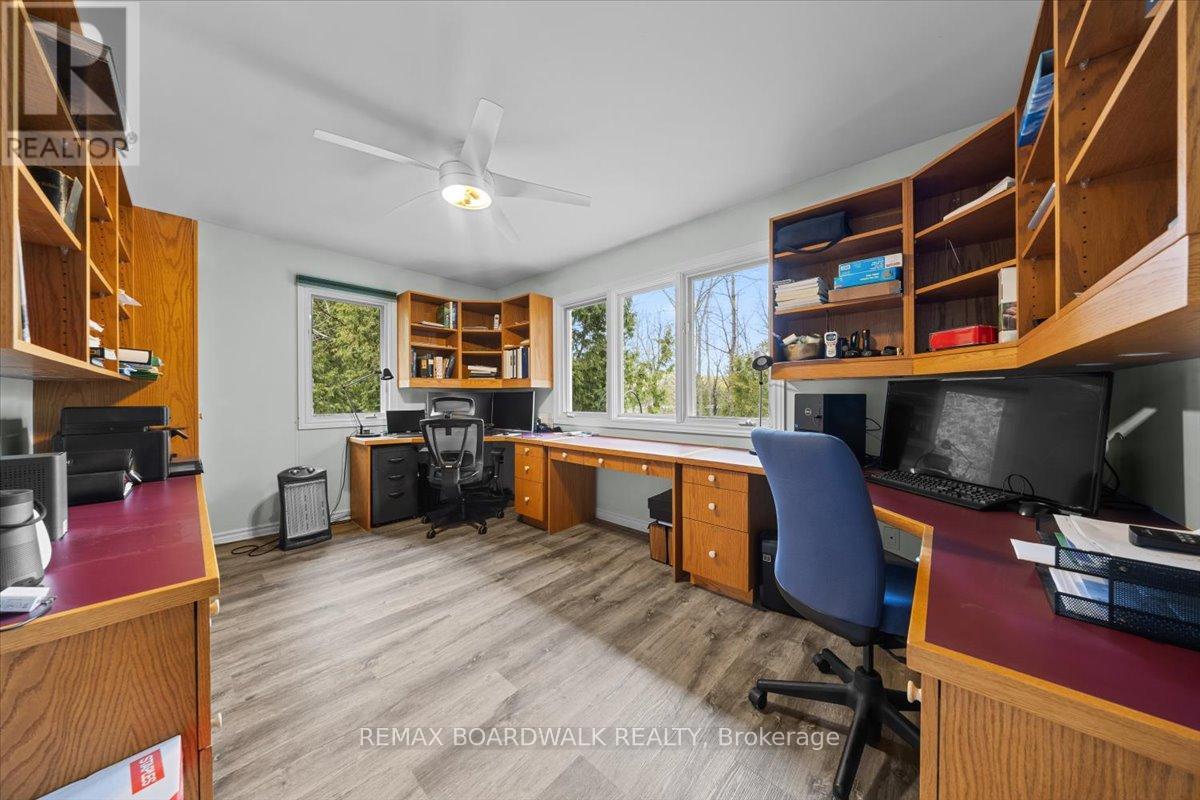 212 SHELDON ROAD - 24