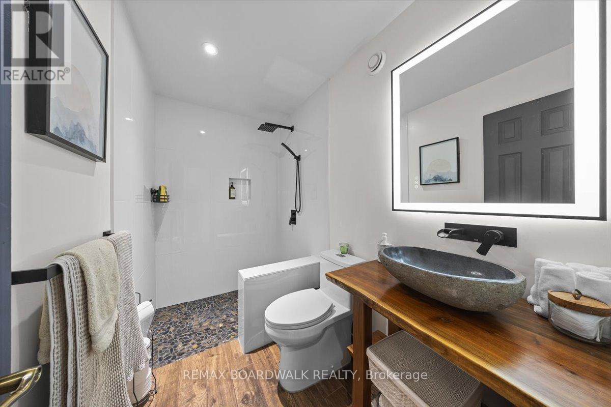 212 SHELDON ROAD - 28