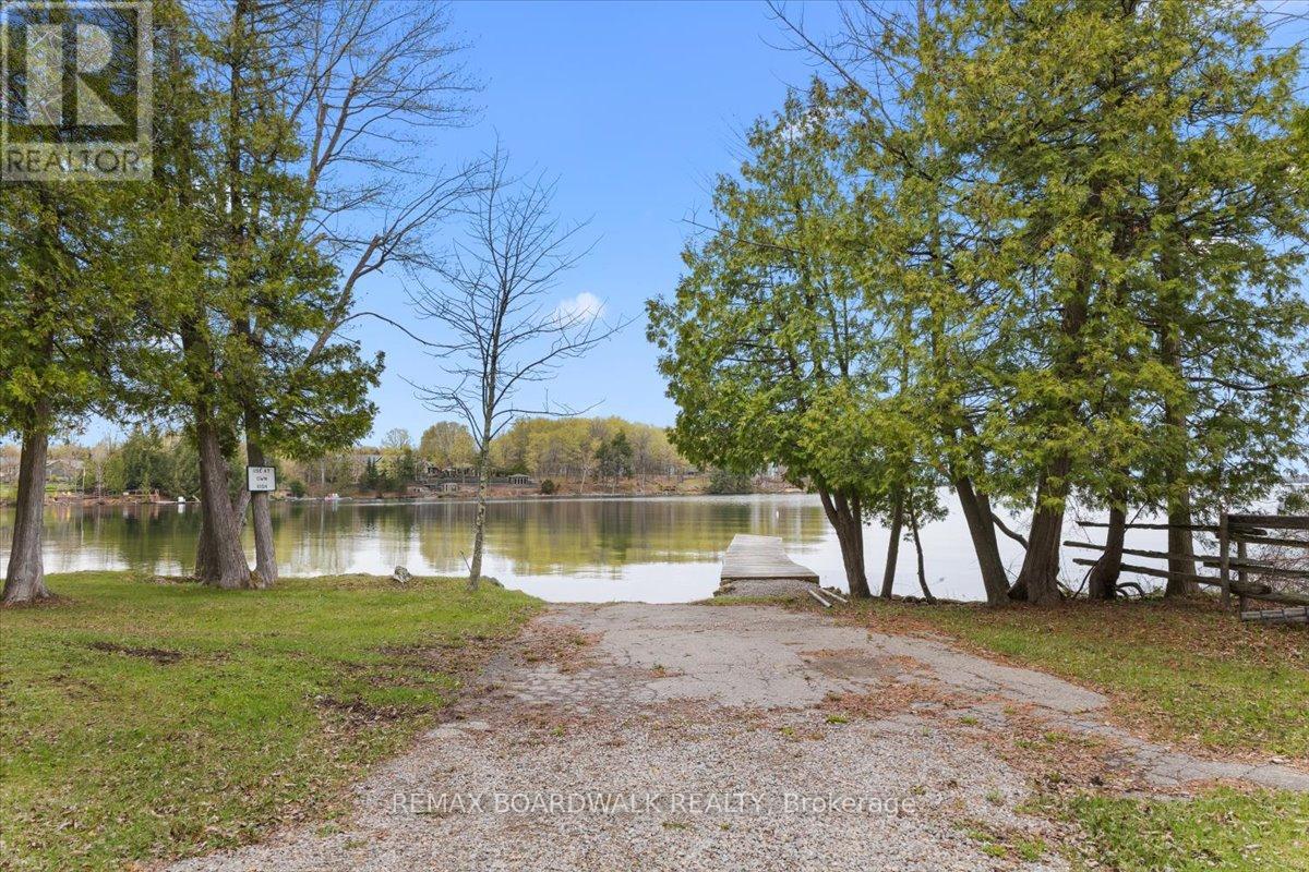 212 SHELDON ROAD - 41