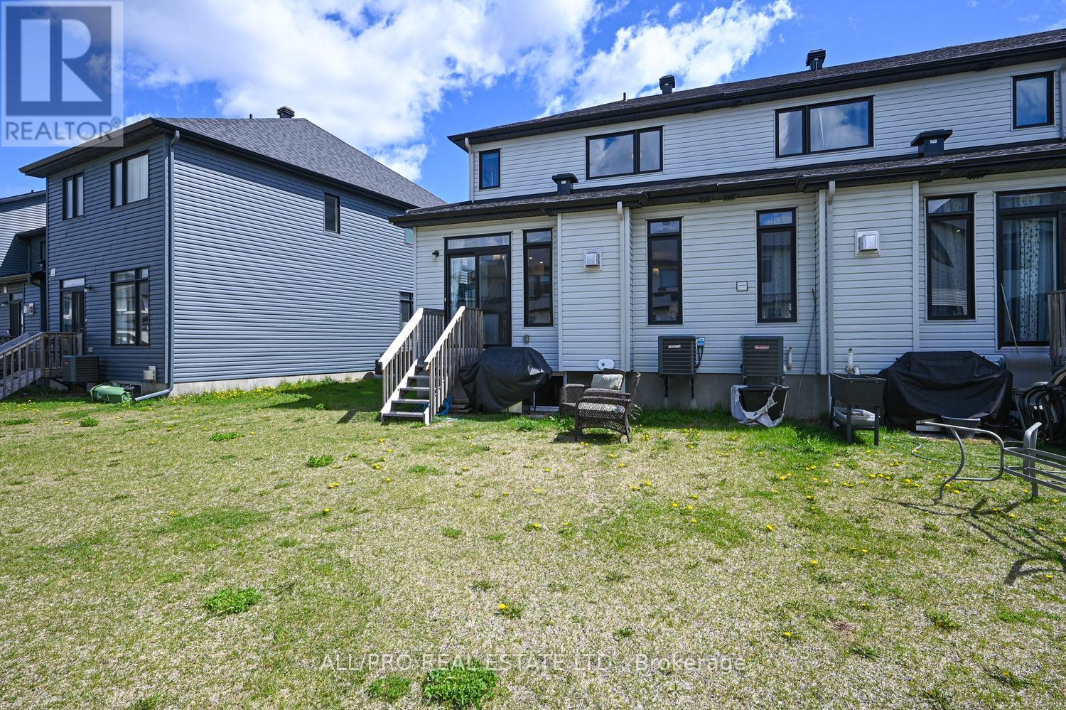 69 HEIRLOOM STREET - 34