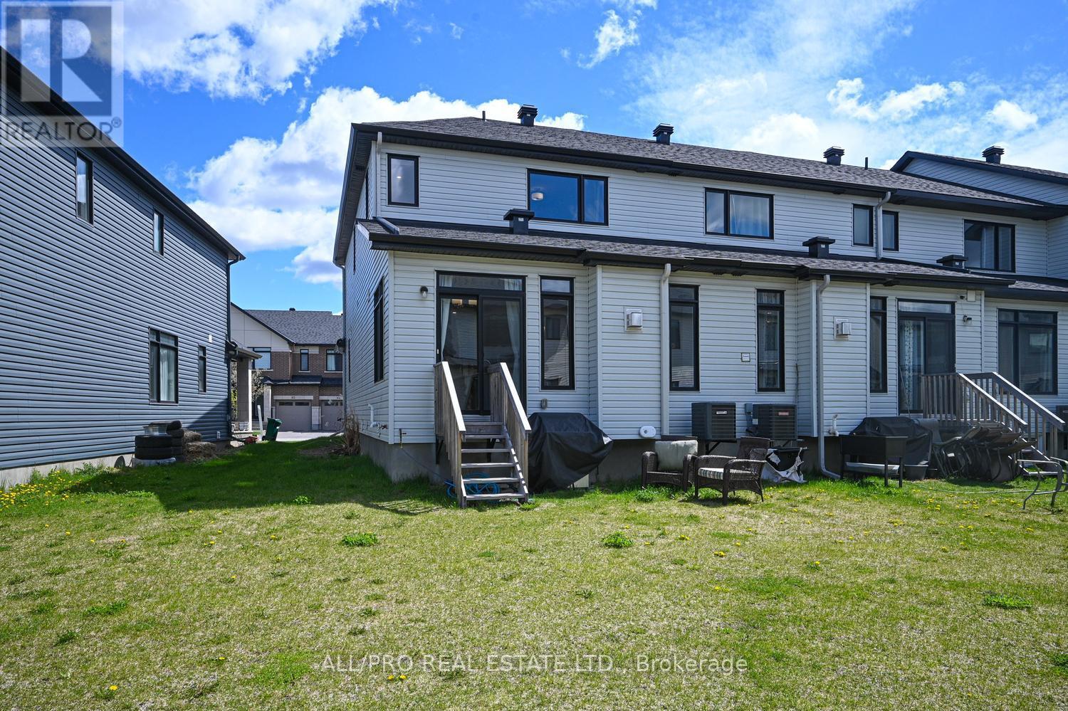 69 HEIRLOOM STREET - 35