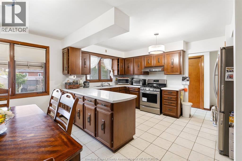 2563 ROSSINI BOULEVARD, Windsor, Ontario, N8W4R2 — Photo 36